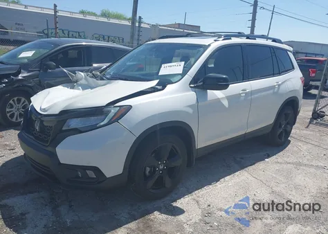 2019 Honda Passport Elite z USA, uszkodzony, nr VIN 5FNYF8H09KB015198